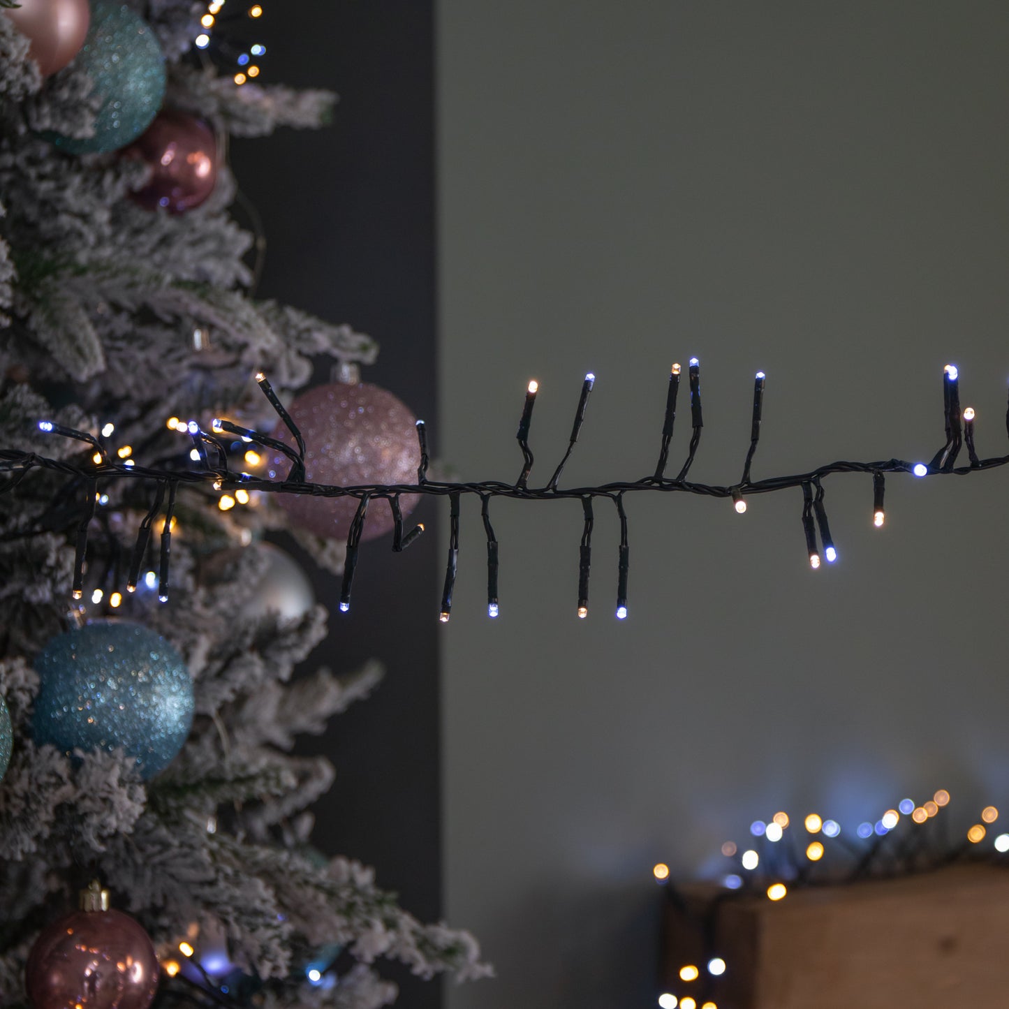 18.5m 1440 LED Christmas Cluster Multi-Action String Lights with Timer in White & Warm White