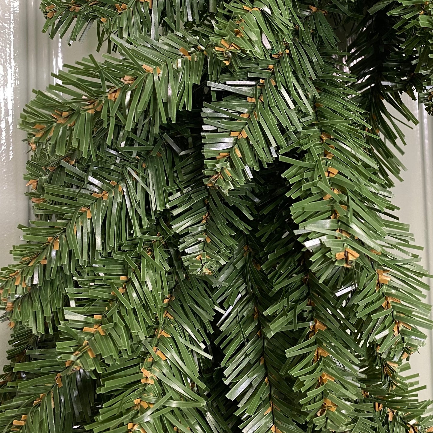 60cm Plain Green Christmas Wreath with 160 Bullet Tips