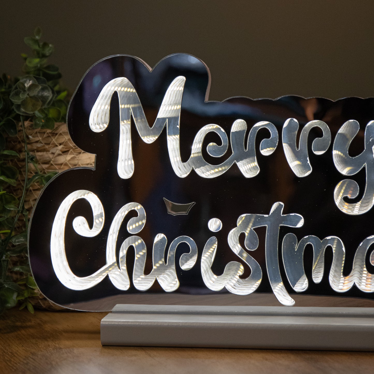 32cm Light up Merry Christmas Infinity Decoration with White LEDs