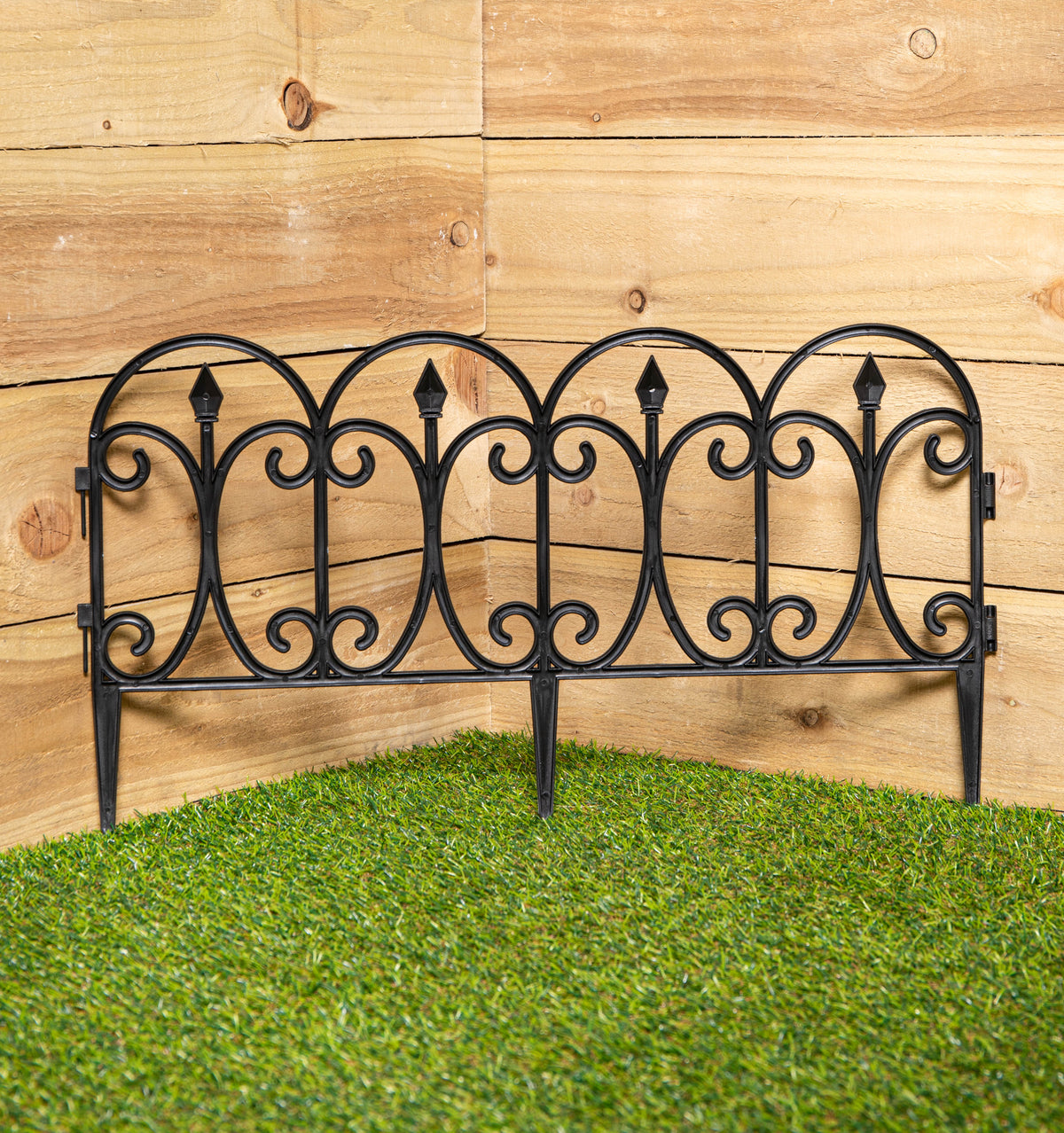 6 x 23cm 4 Piece Black Ornate Garden Border Fence Edging