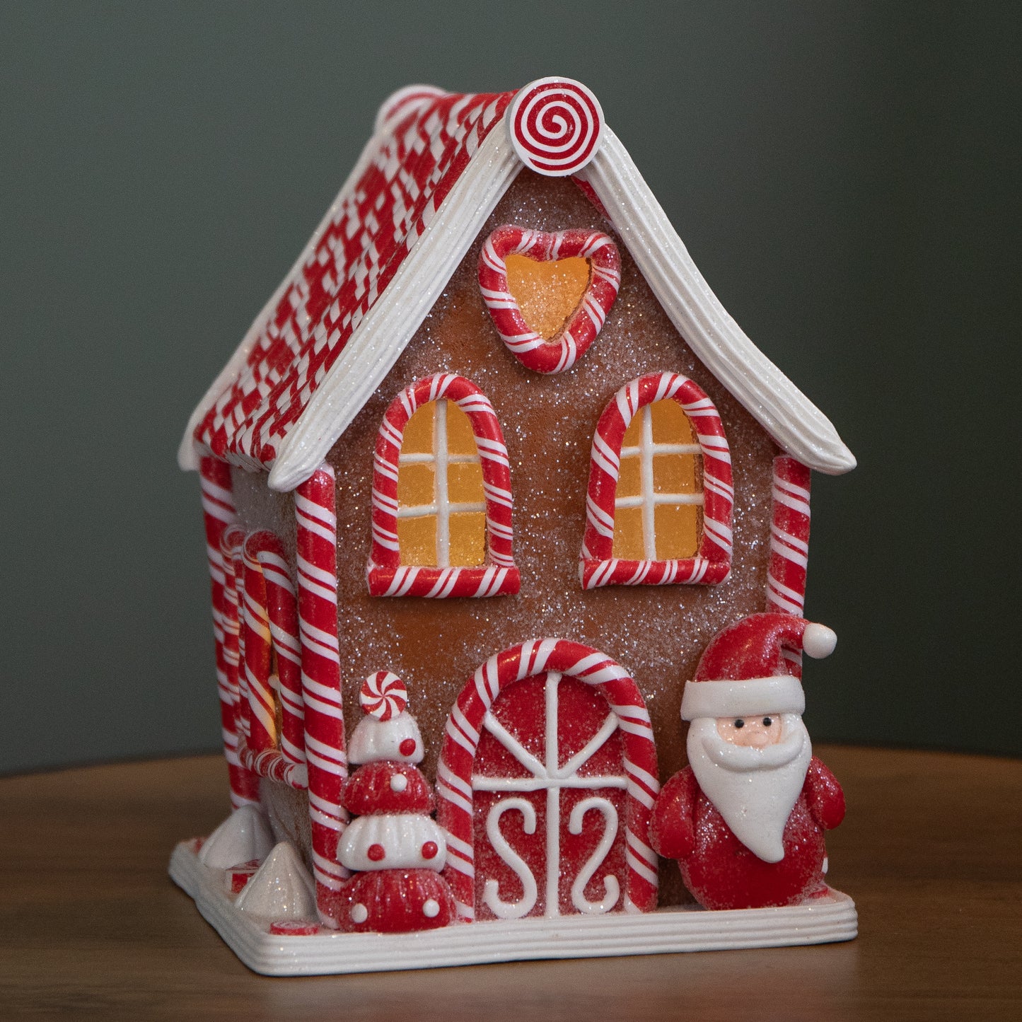 20cm Battery Operated LED Gingerbread Santa Candy Cabin Christmas Decoration