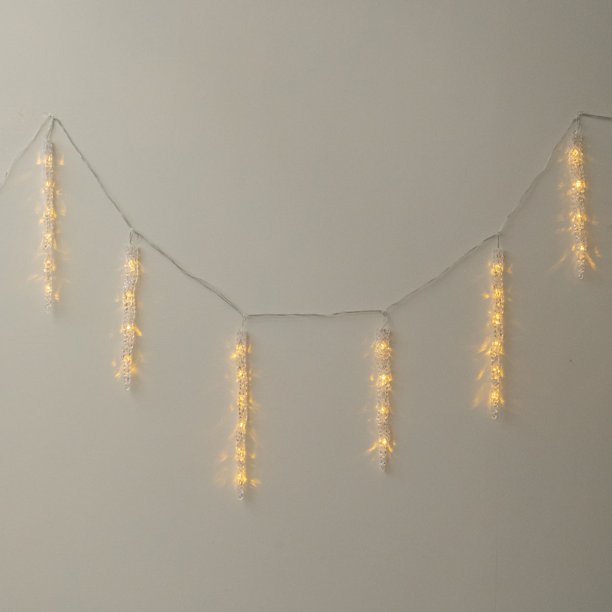 3.6m 12 Connectable Christmas Icicle Lights with 60 Multi-Action LEDs