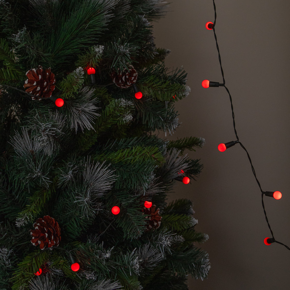 50 LED Pearl Berry Multi-Action Christmas String Lights in Red