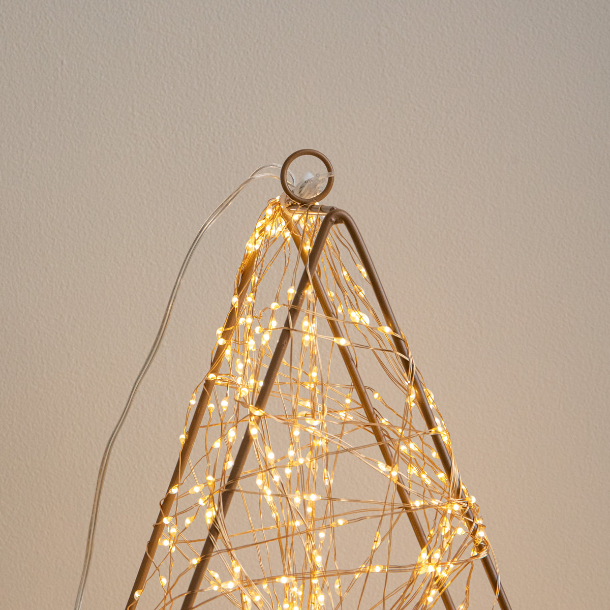 79cm Gold Christmas Star Light with 2400 Warm White LEDs & Timer