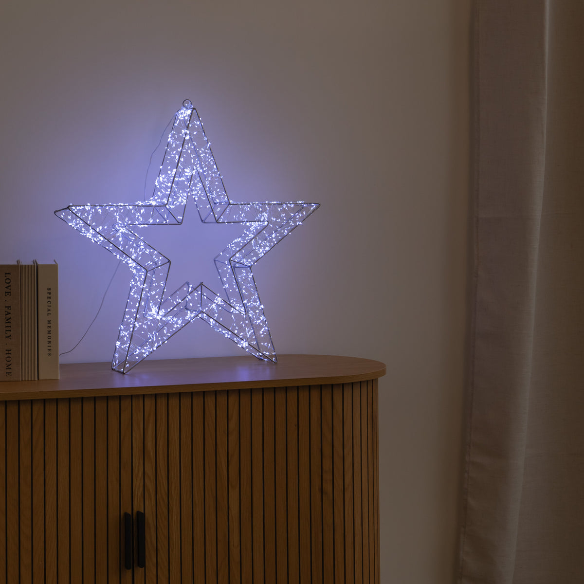 58cm Light up Silver Galaxy Star Christmas Decoration with Cool White LEDs