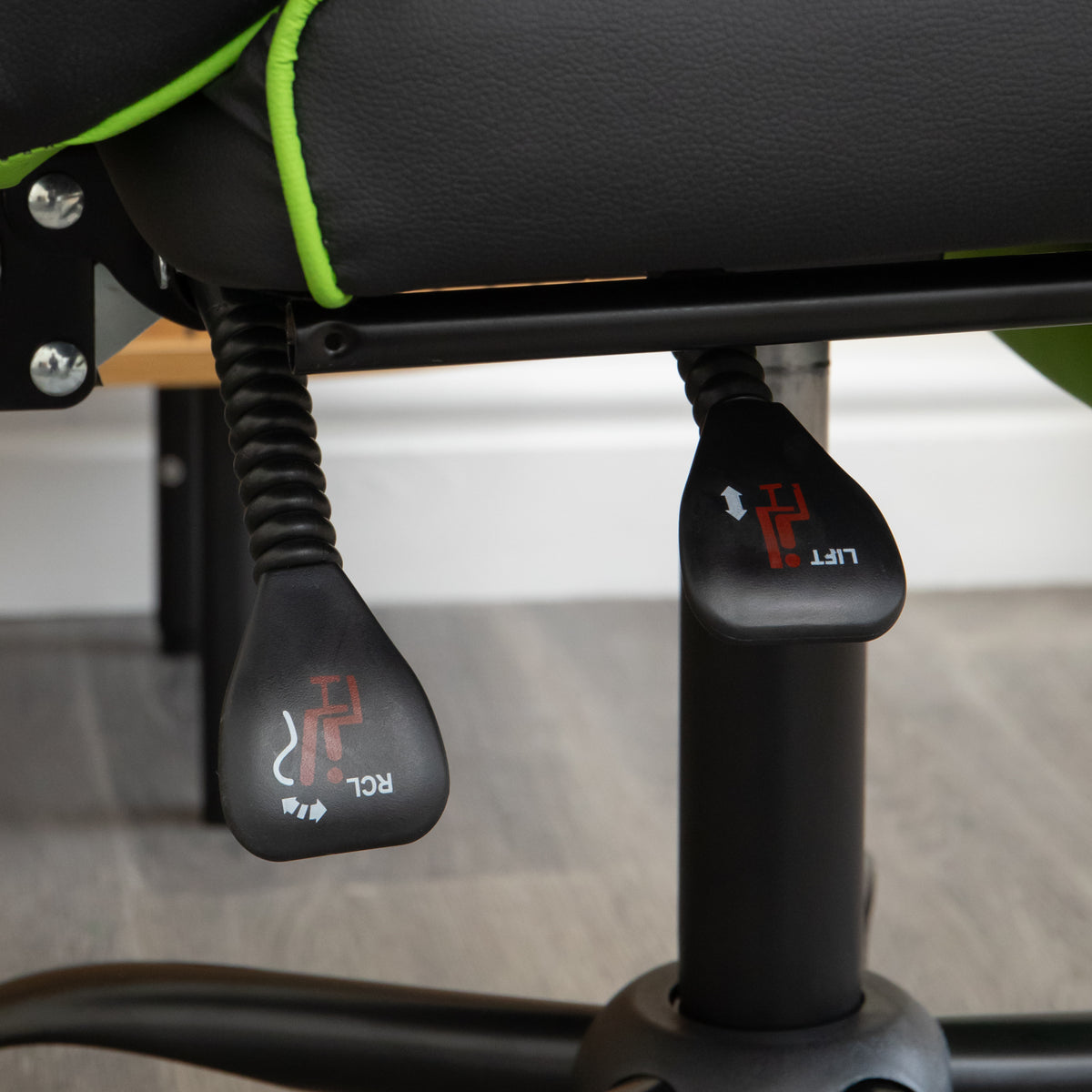 Ergonomic Gaming Chair with Footrest and Removable Pillows in Green