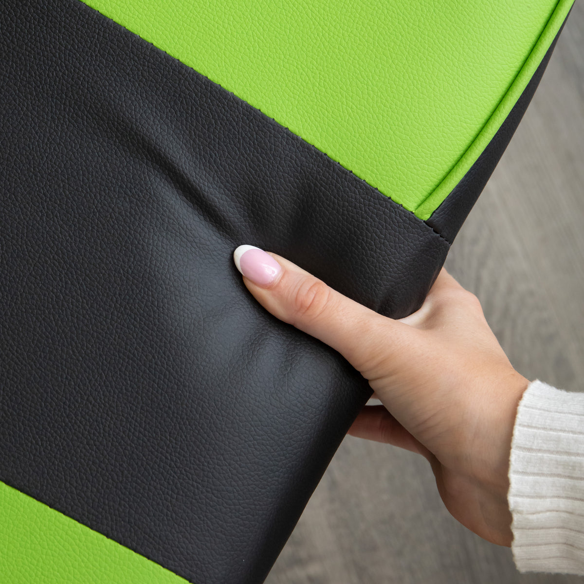 Ergonomic Gaming Chair with Footrest and Removable Pillows in Green