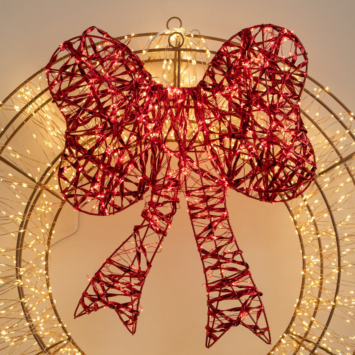 60cm Light Up Christmas Wreath with 2000 Warm White & Red LEDs