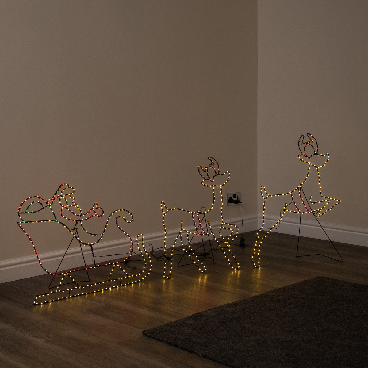 Santa’s Sleigh & Reindeer Light Up Christmas Silhouette with 662 LEDs