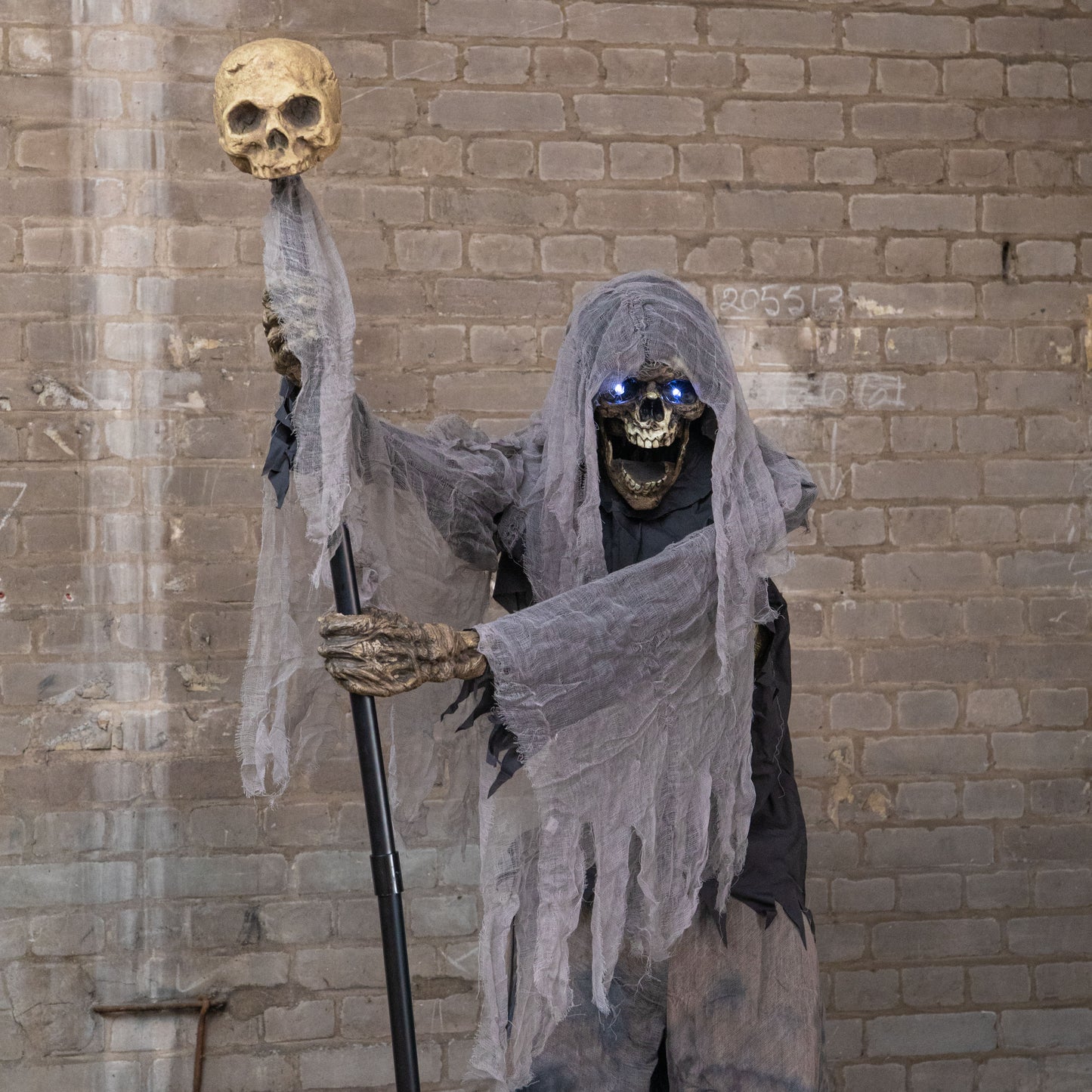 6ft Tall Animated Stirring Cauldron Creep Skeleton Halloween Decoration with LED Eyes