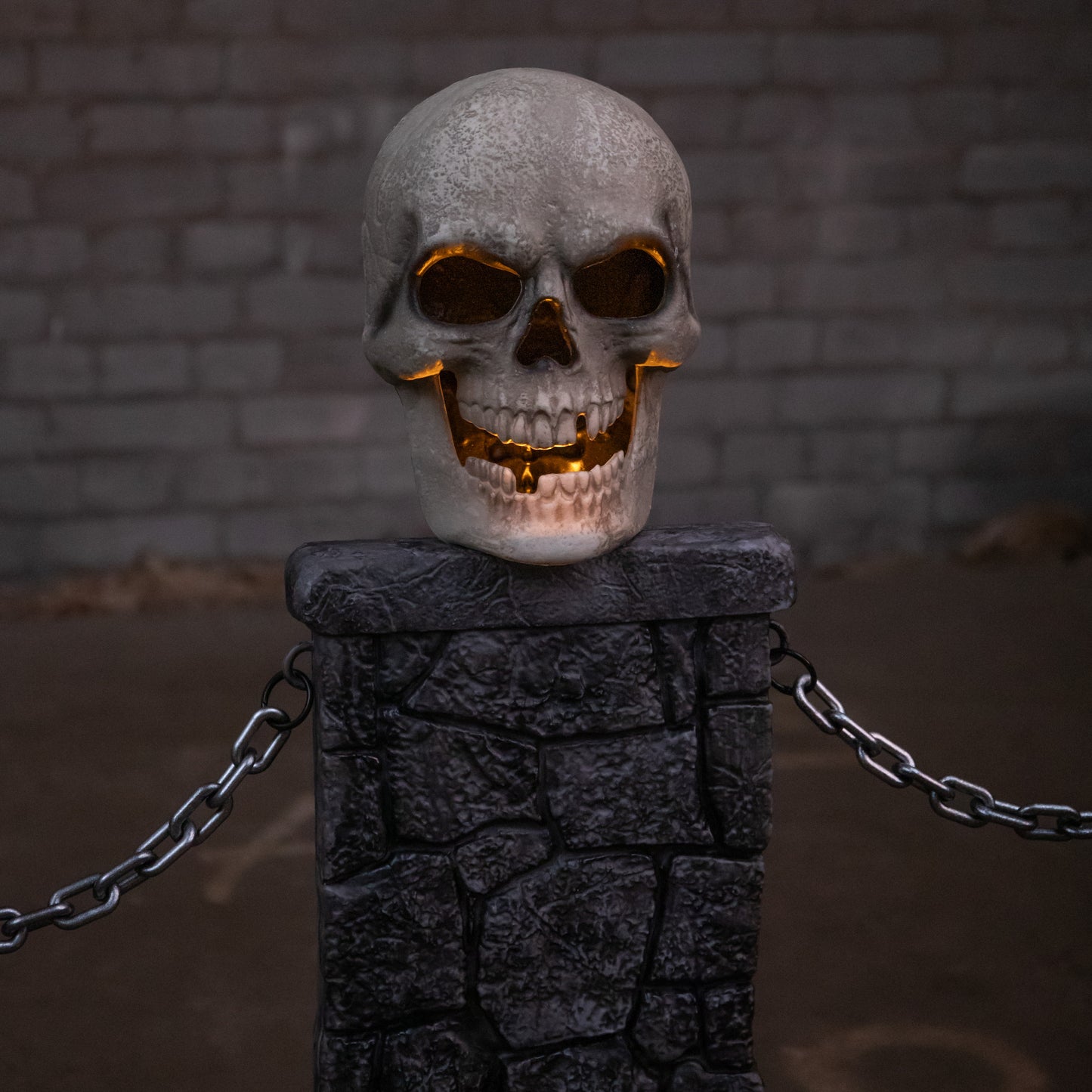 Pack of 2: 90cm x 1.2m Battery Powered Light Up Halloween Skull Fence with LEDs