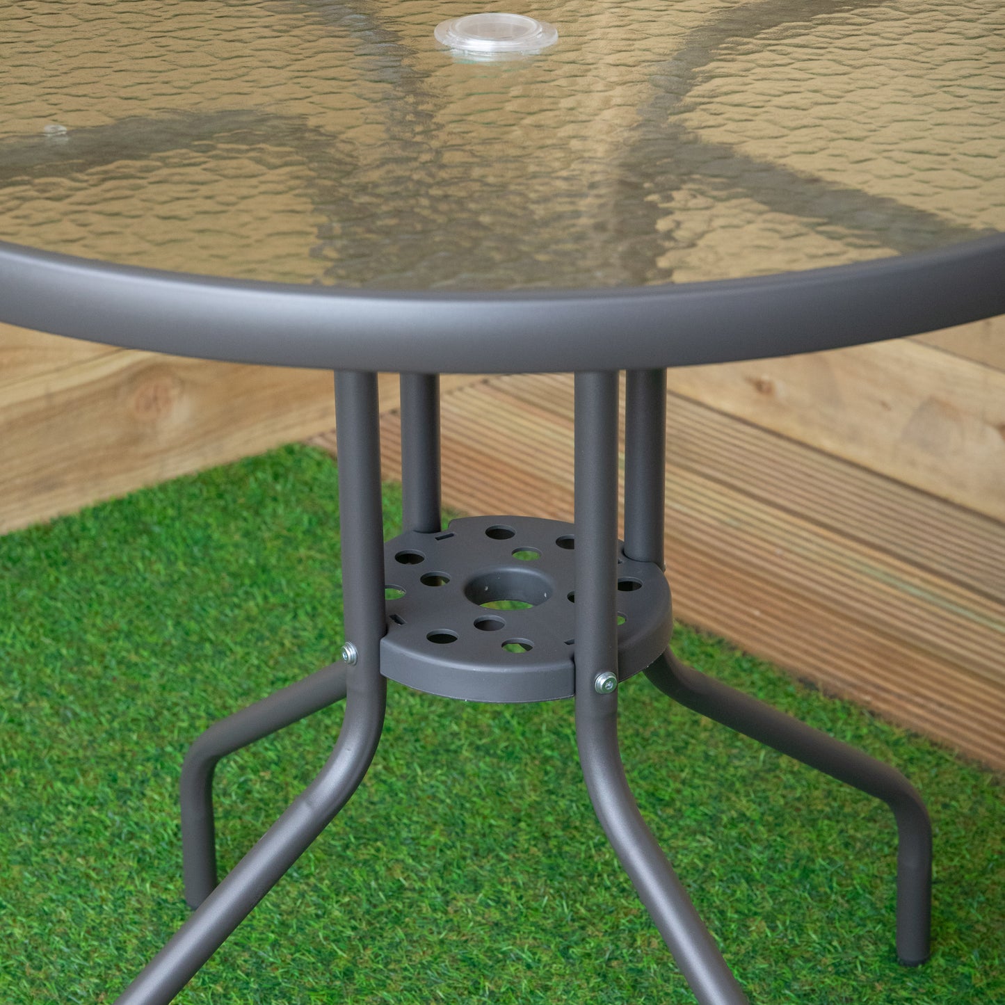 4 Person Outdoor Round Garden Table with Glass Top in Grey