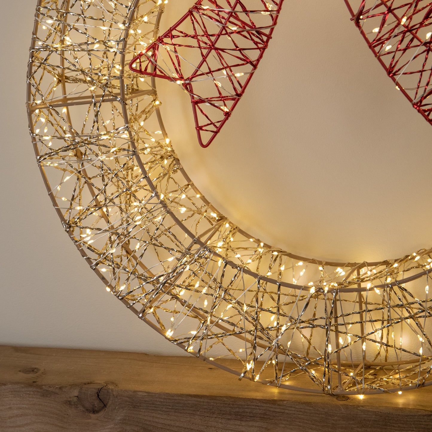 50cm Gold Light Up Christmas Wreath with 600 Warm White LEDs, Timer & Red Bow