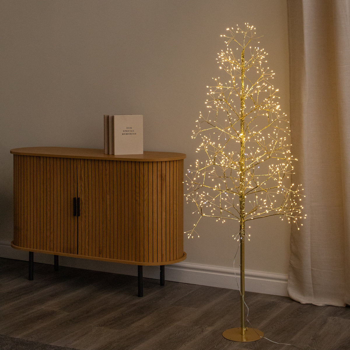 1.5m Golden Twinkling Christmas Twig Tree with 725 Warm White LEDs