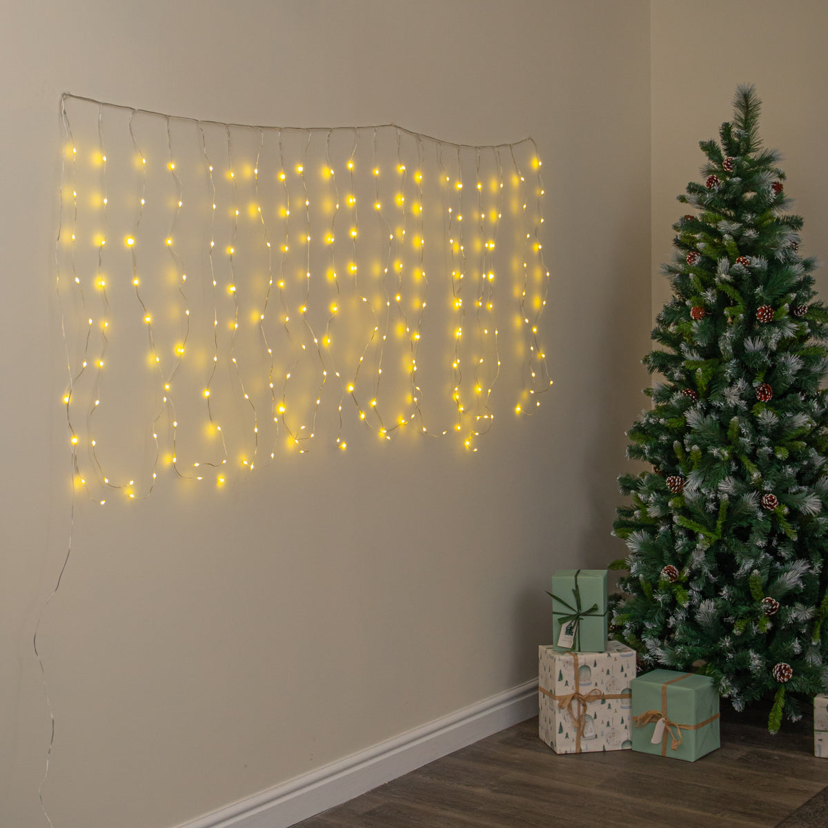 1m x 2m TwoTone Warm White & Multi-Coloured Curtain Net with 200 LEDs