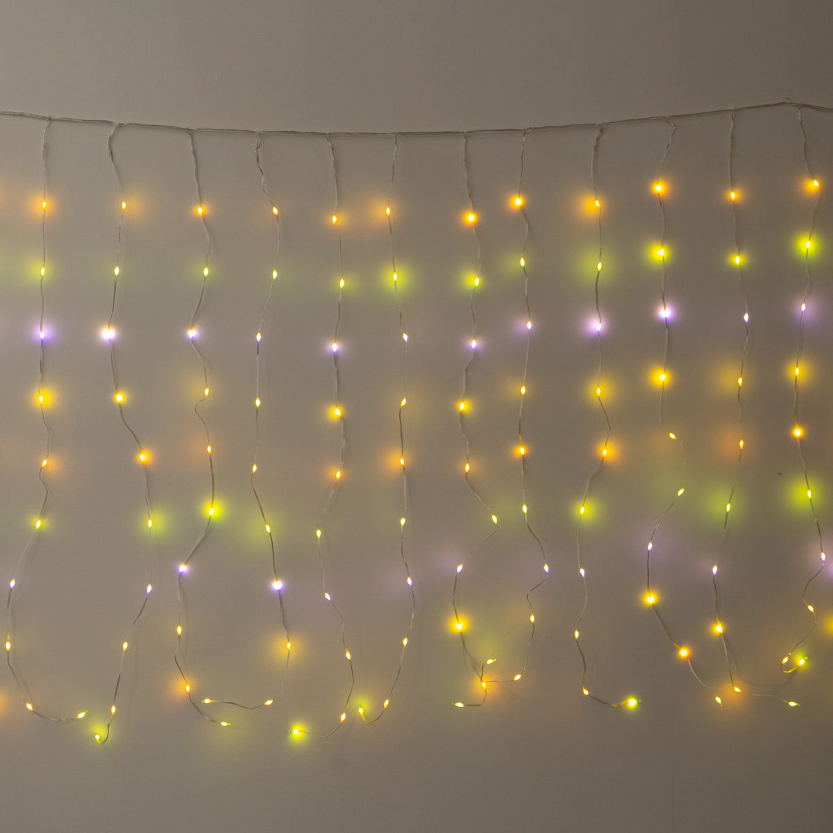 1m x 2m TwoTone Warm White & Multi-Coloured Curtain Net with 200 LEDs