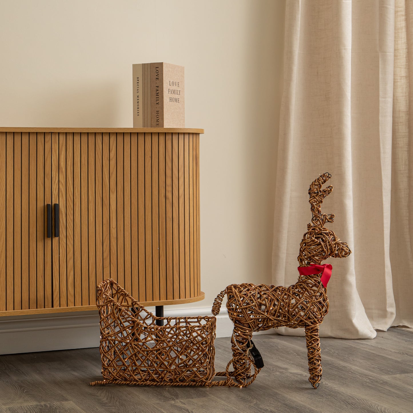 82cm Battery Powered Light Up Rattan Reindeer & Sleigh with 120 LEDs and Timer