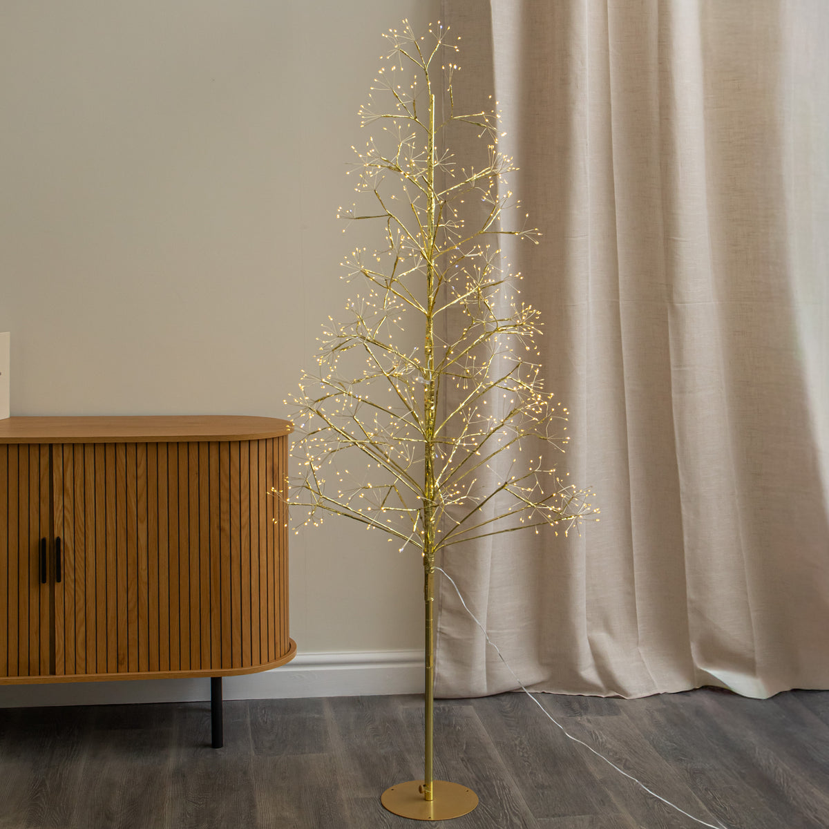 1.8m Golden Twinkling Christmas Twig Tree with 960 Warm White LED