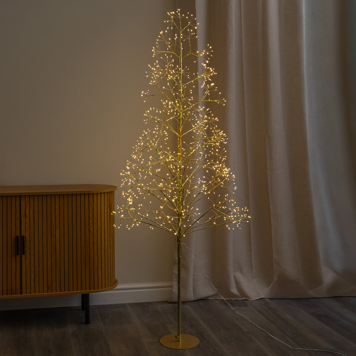 1.8m Golden Twinkling Christmas Twig Tree with 960 Warm White LED