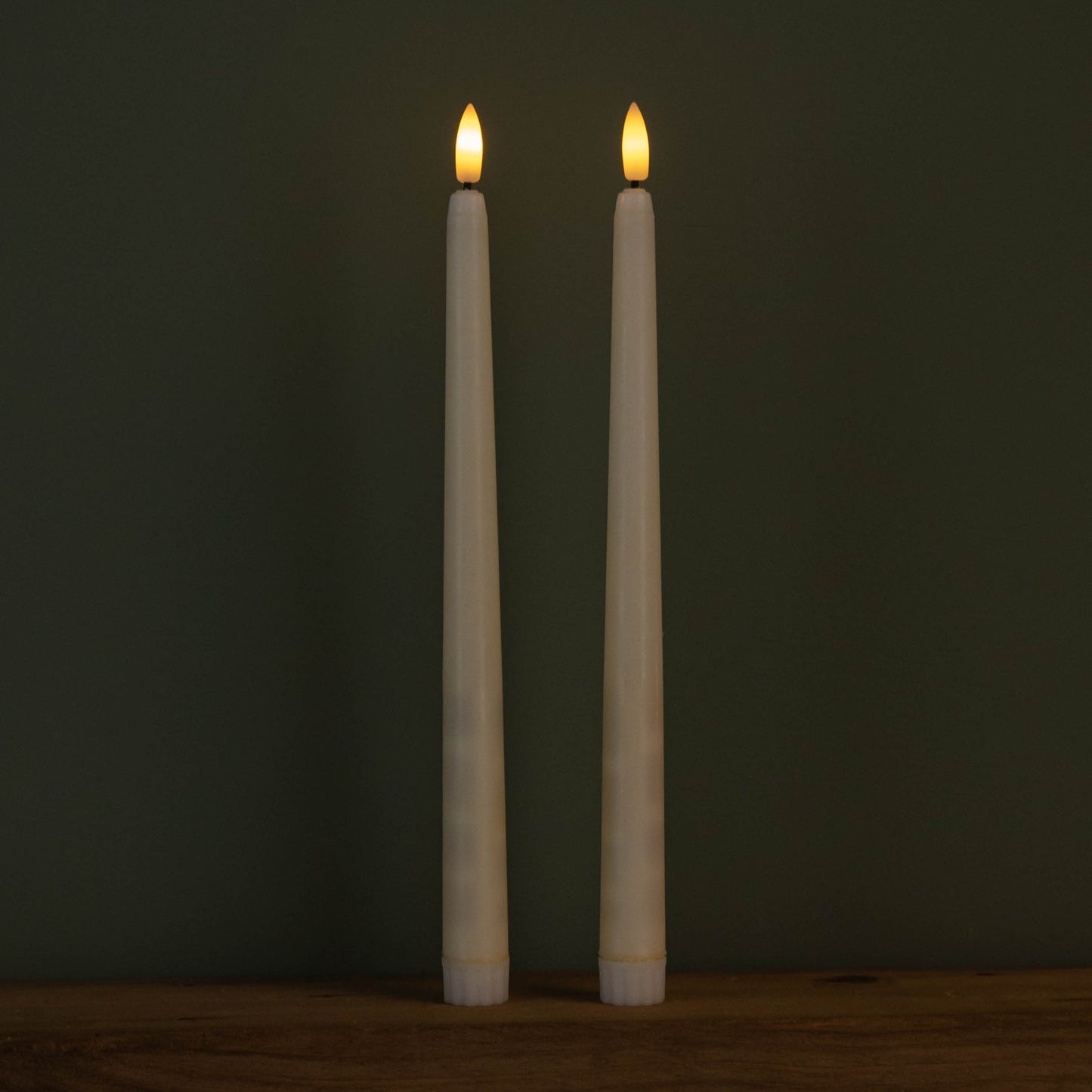 27.5cm 2pc Taper Candles with real flame effect LED technology