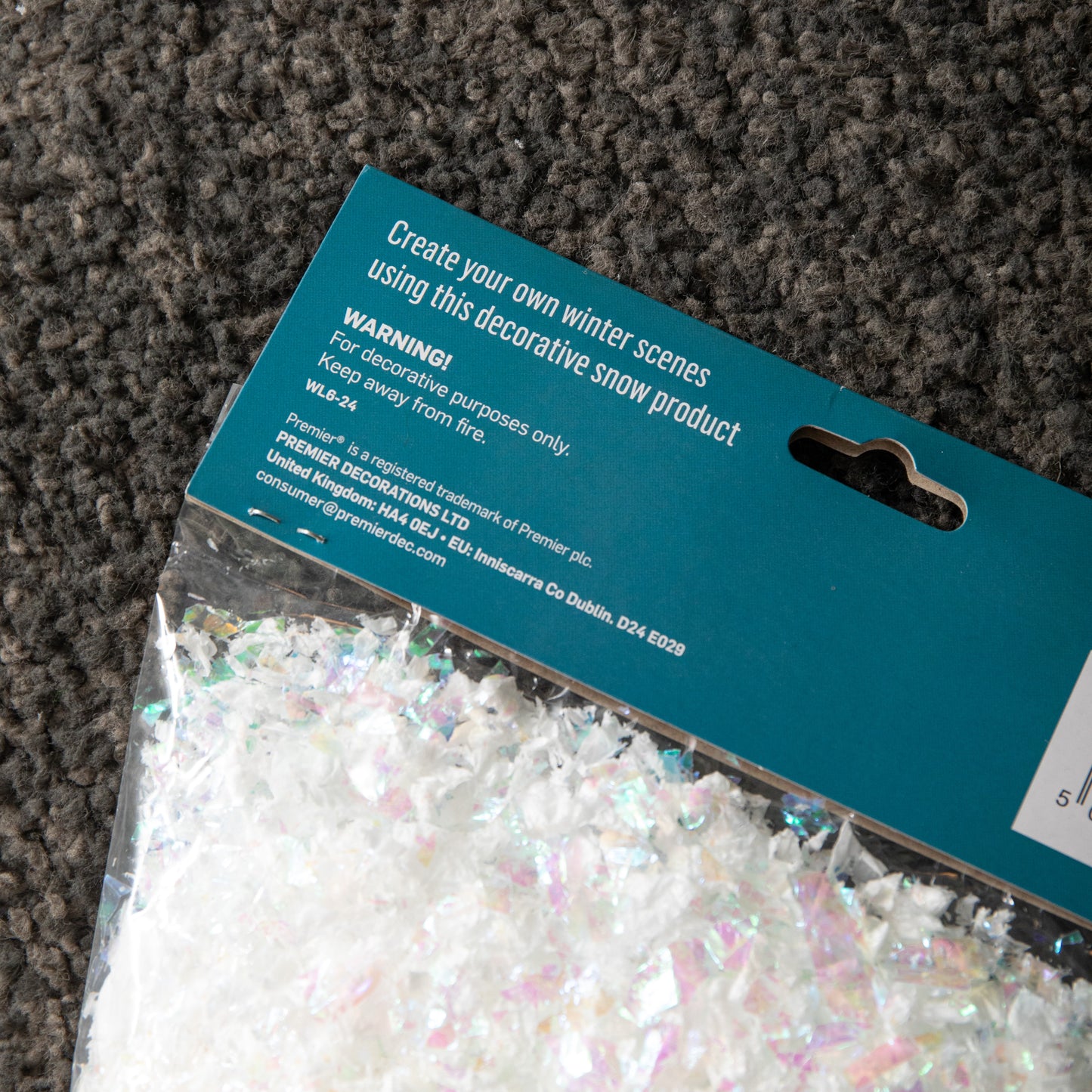 150g of Frosted Iridescent Fake Christmas Snow Decoration