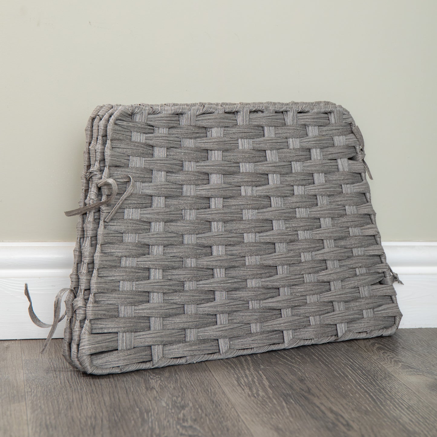 47cm x 46cm Samuel Alexander Foldable Rattan Christmas Tree Skirt in Grey