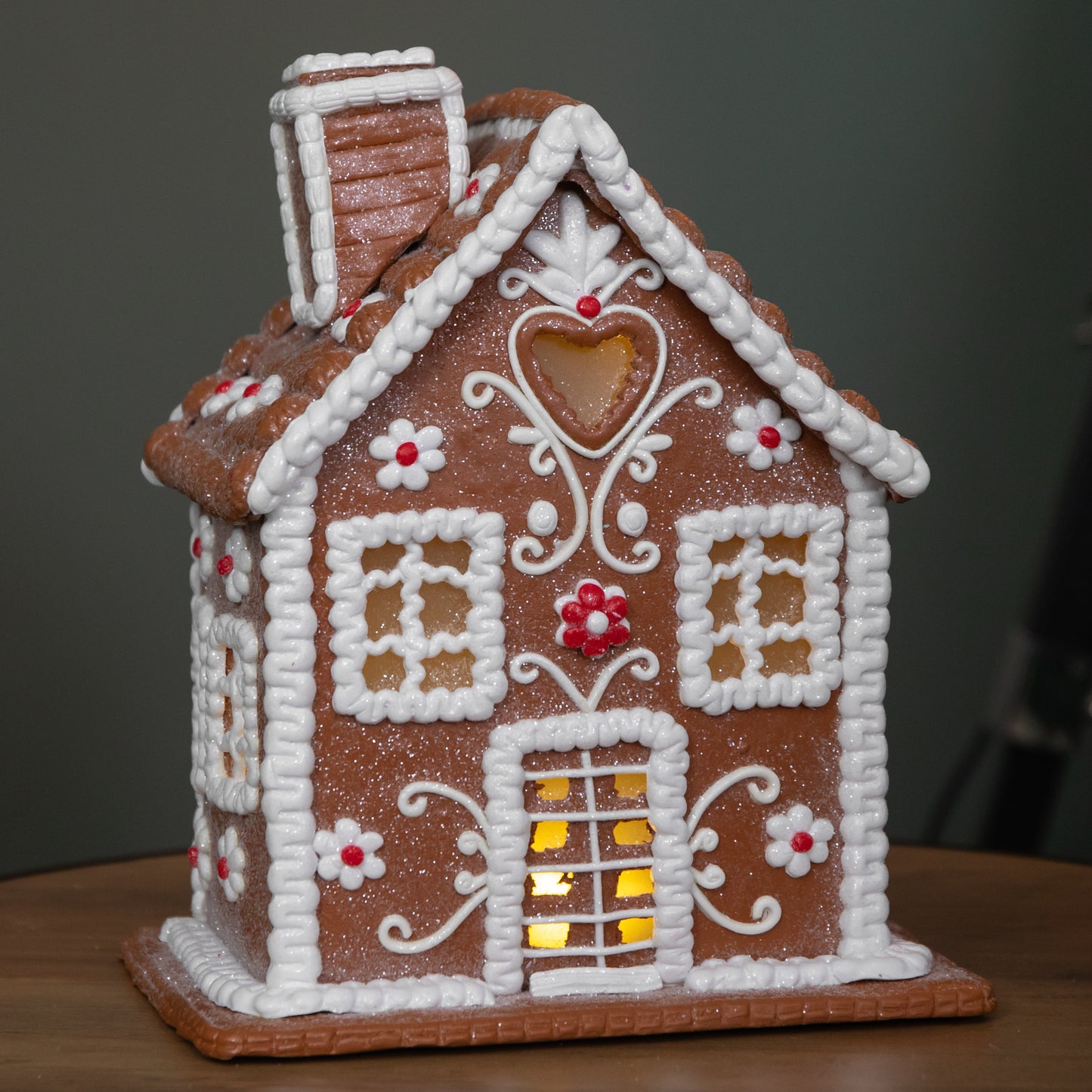 24cm Battery Operated LED Edelweiss Chalet Christmas Gingerbread House Decoration
