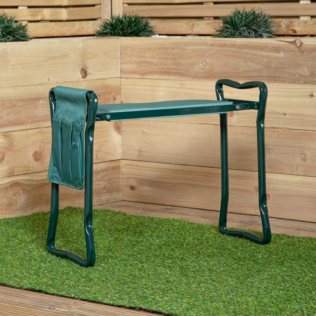 49cm x 59cm Garden Kneeling Pad with Chair and Detachable Tool Bag in Green