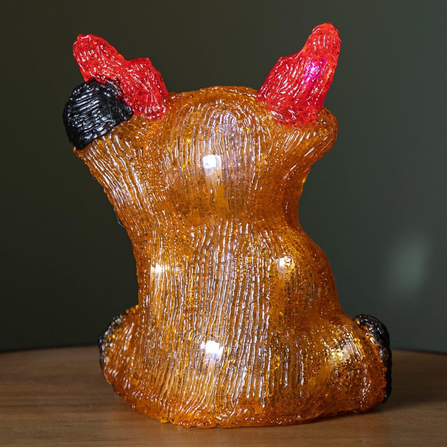 20cm Battery Operated Light up Acrylic Christmas Reindeer Decoration with 16 Ice White LEDs