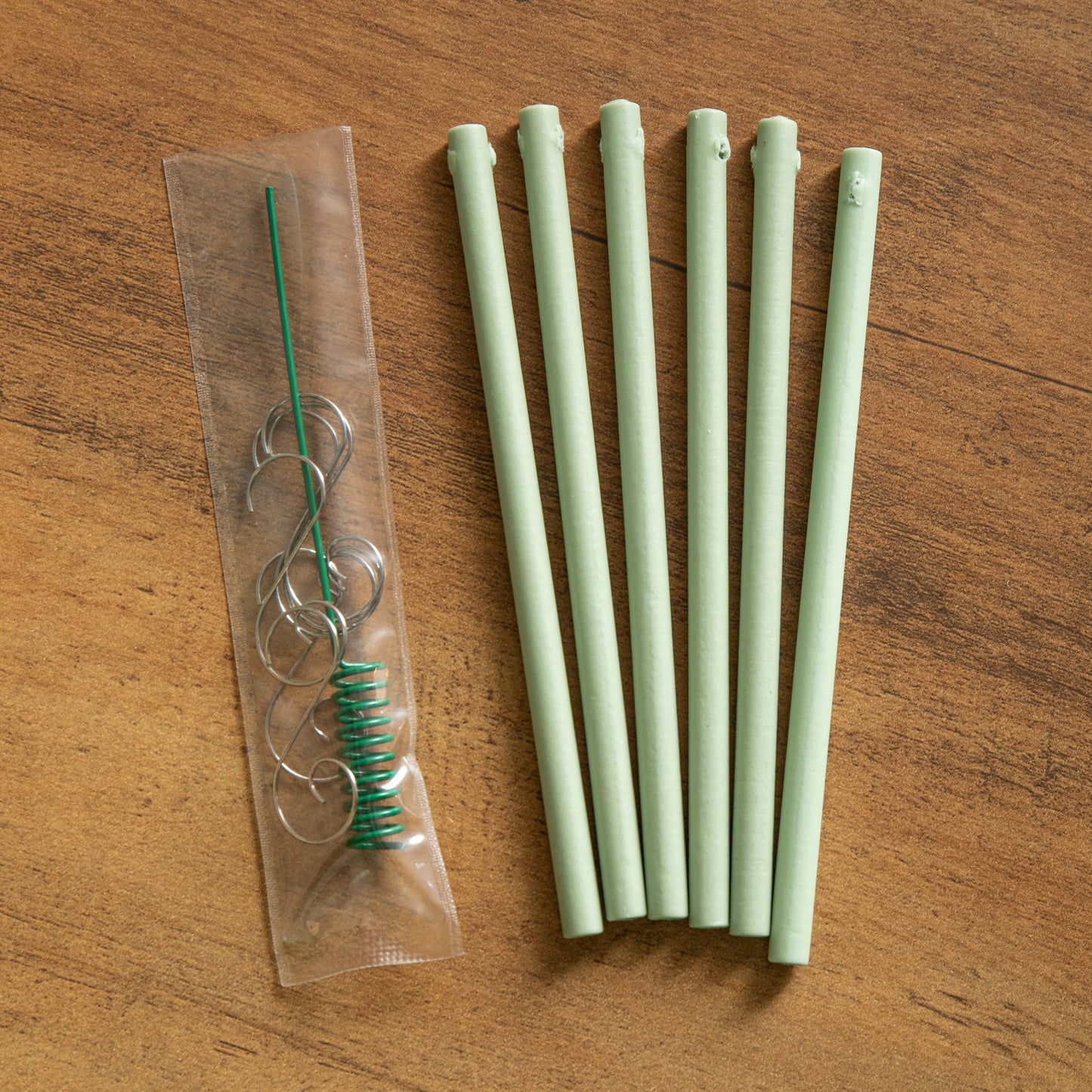 25g Icicles on Spruce Scented Christmas Scentsicles with 6 Hanging Hooks