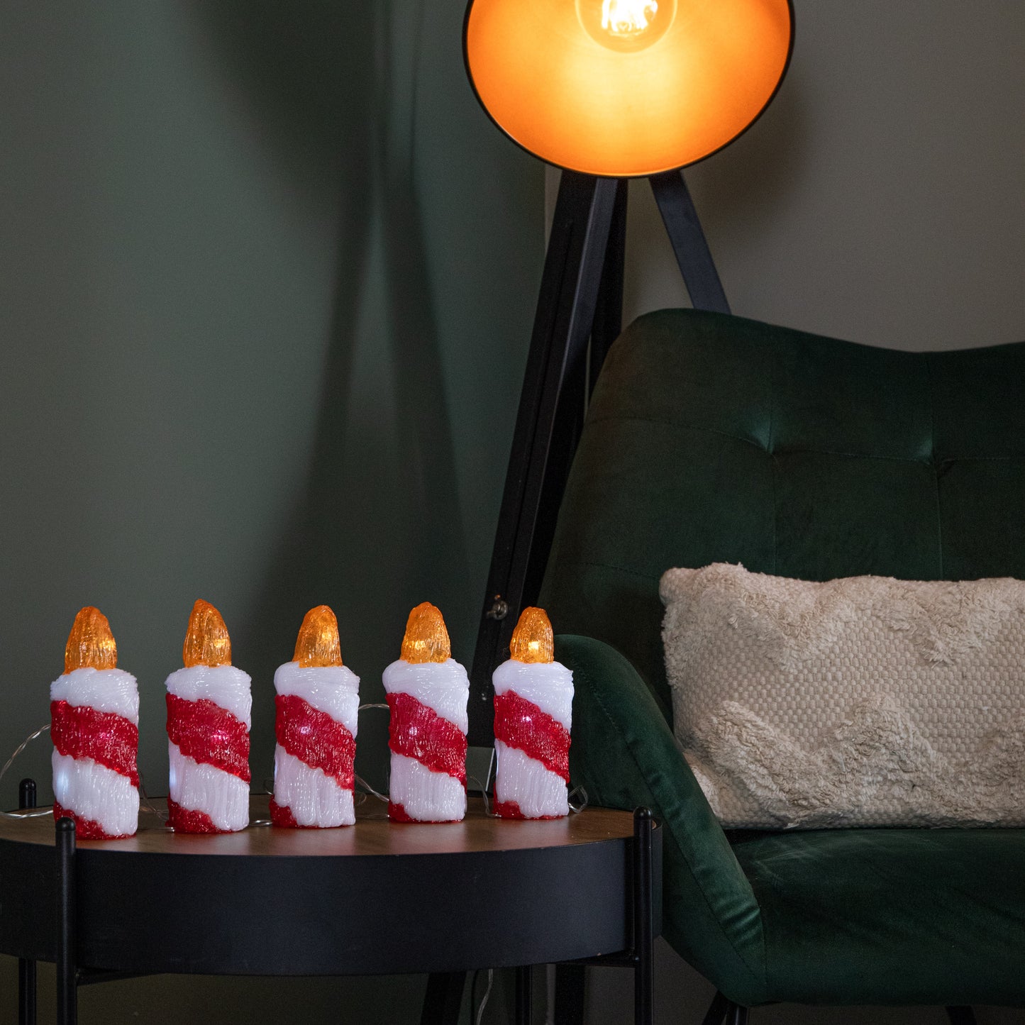 15cm Set of 5 Battery Operated Light up Christmas Candle Ornaments with 30 Cool White LEDs