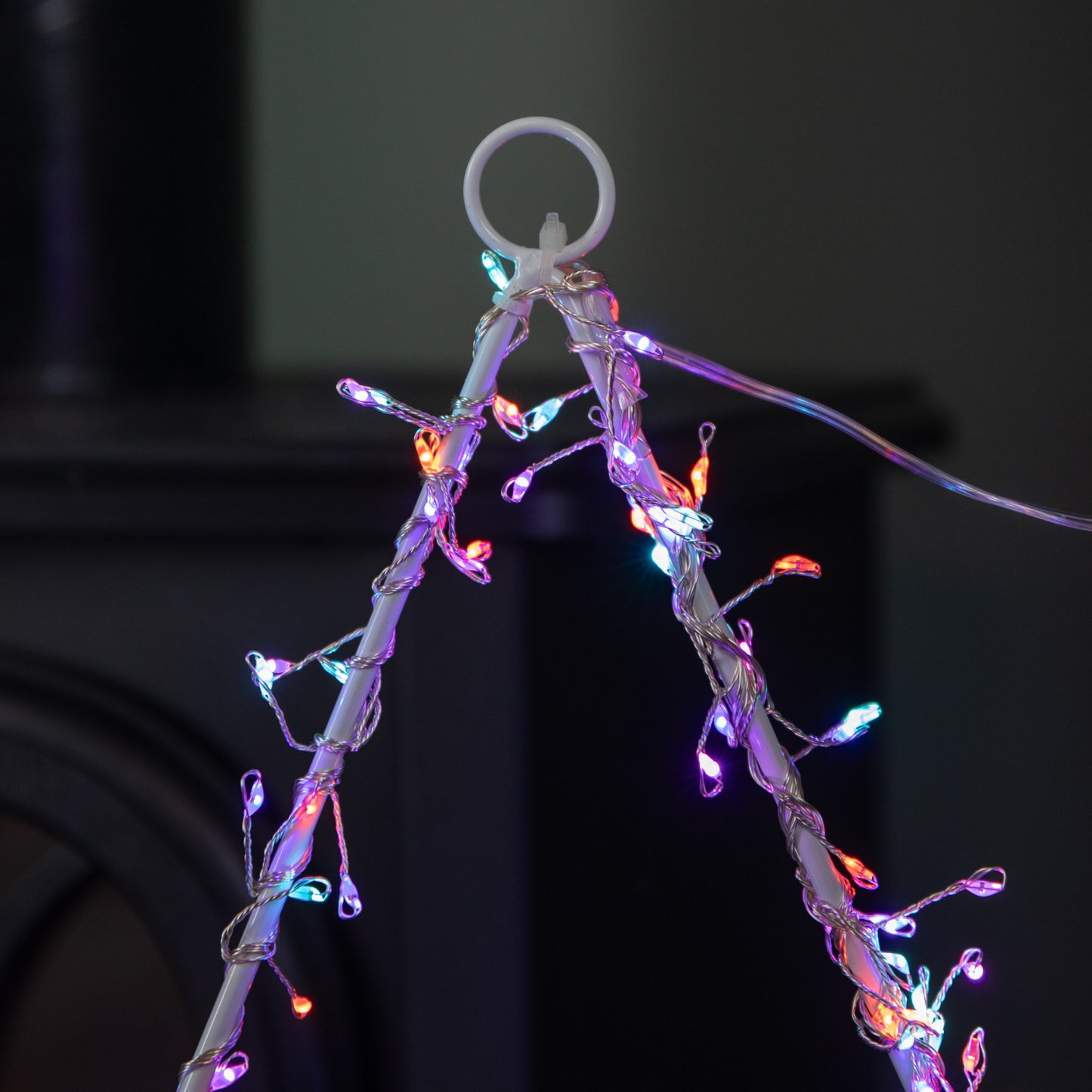 60cm Light up Metal Hanging Christmas Star Decoration with 280 Rainbow LEDs