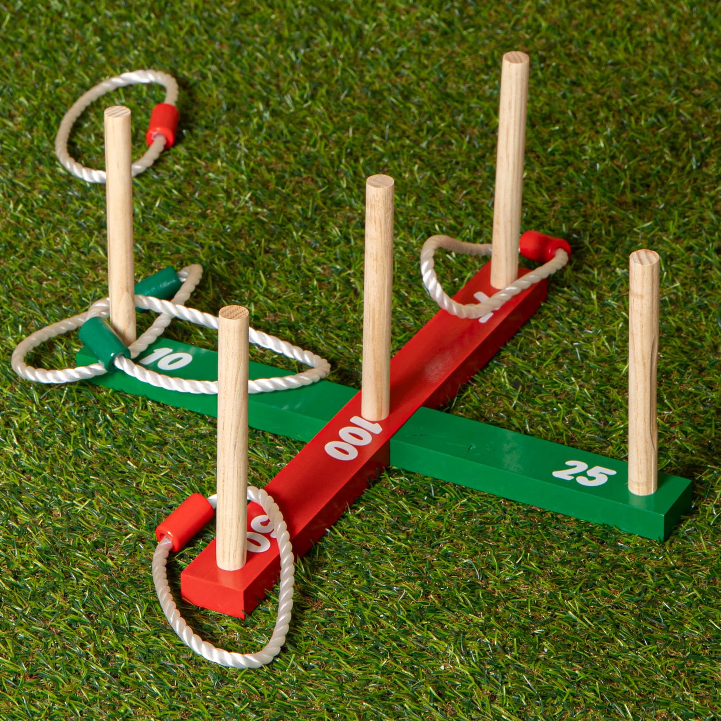Traditional Outdoor Wooden Garden Quoits Game