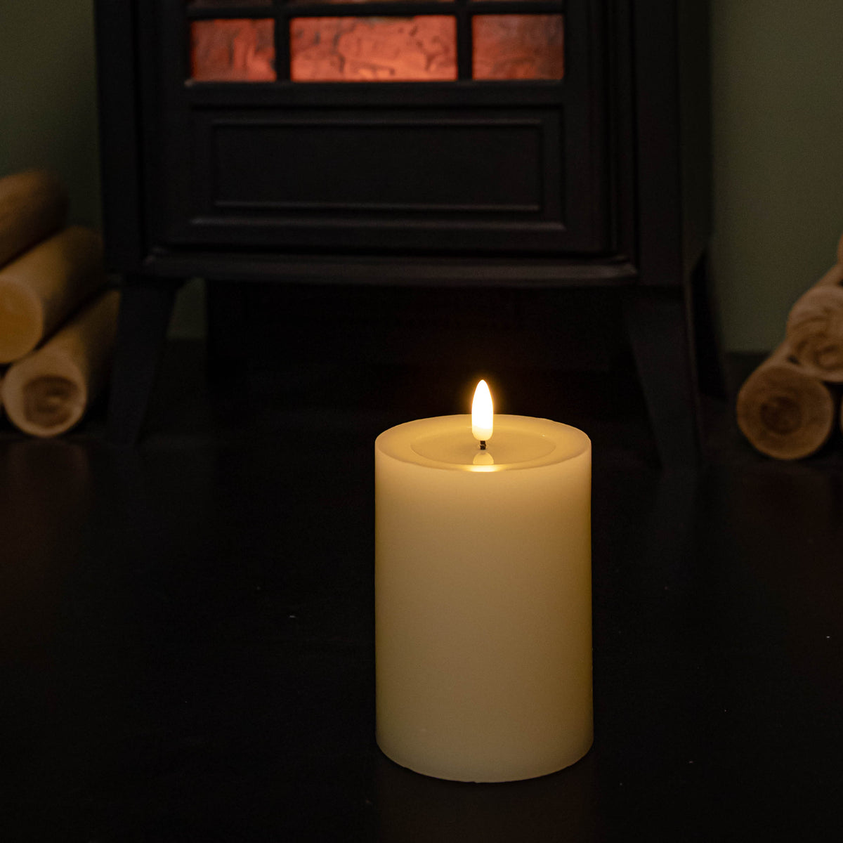 9cmx13cm Cream Wax Melted Pool Effect Candle with Timer Function and Warm White LED