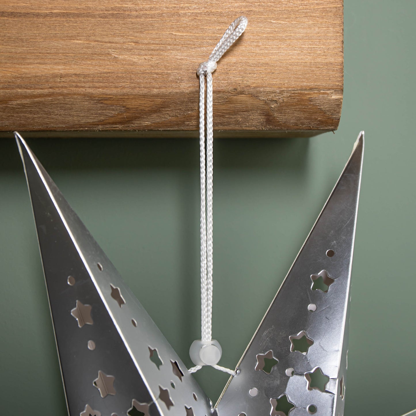 50cm Battery Powered Light up Silver Origami Hanging Christmas Star with LEDs