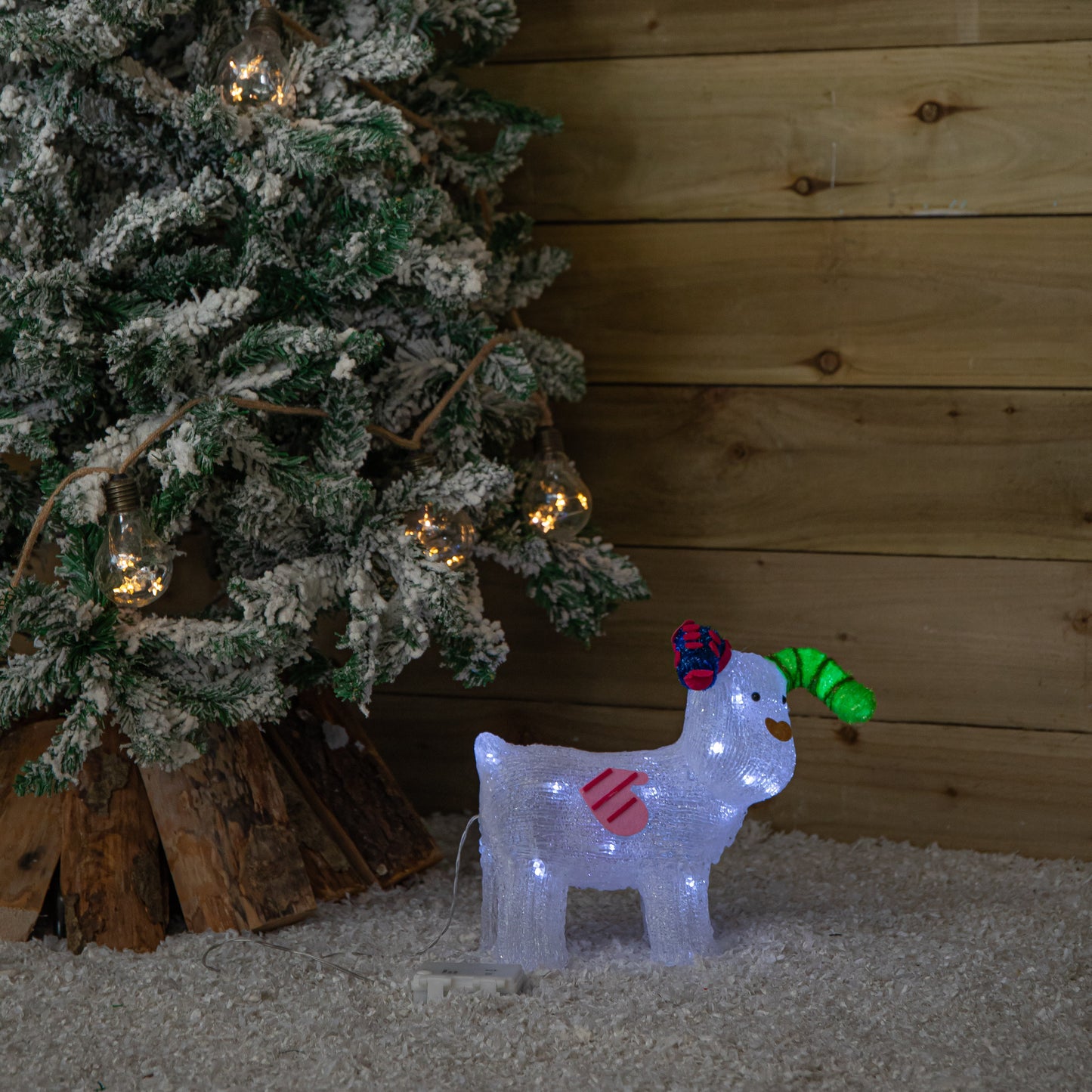 31cm Battery Operated Light up The Snowdog Christmas Acrylic Decoration with Ice White LEDs