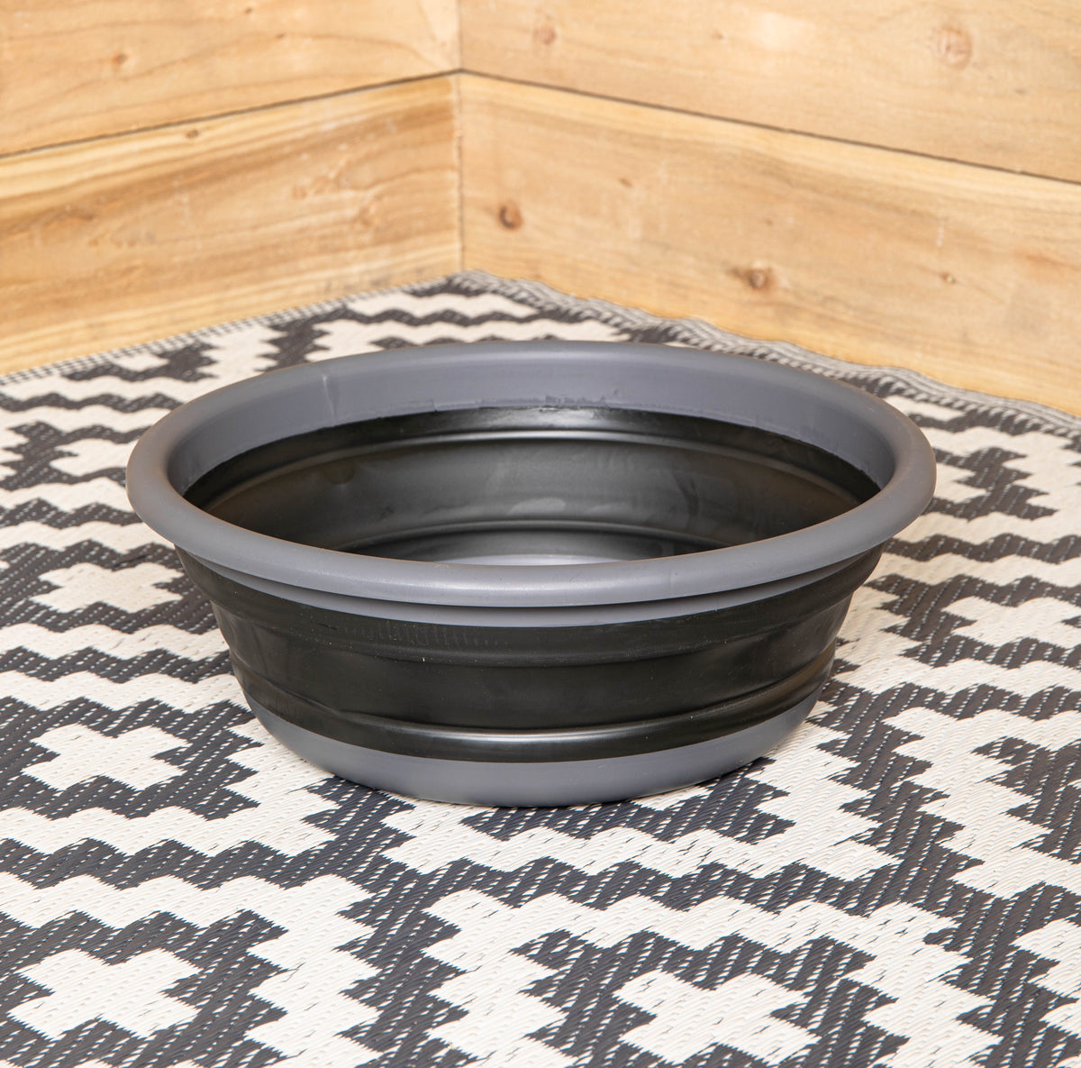 7 Litre Black and Grey Large Collapsible Camping Round Bowl