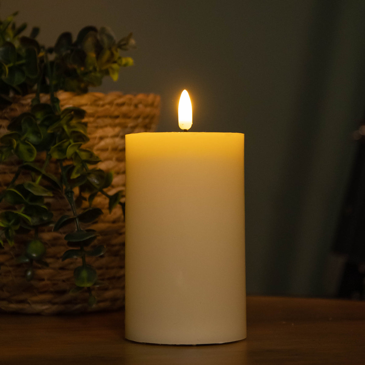 Set of 3 Cream Wax Melted Pool Effect Candles with Timer Function and Warm White LEDs