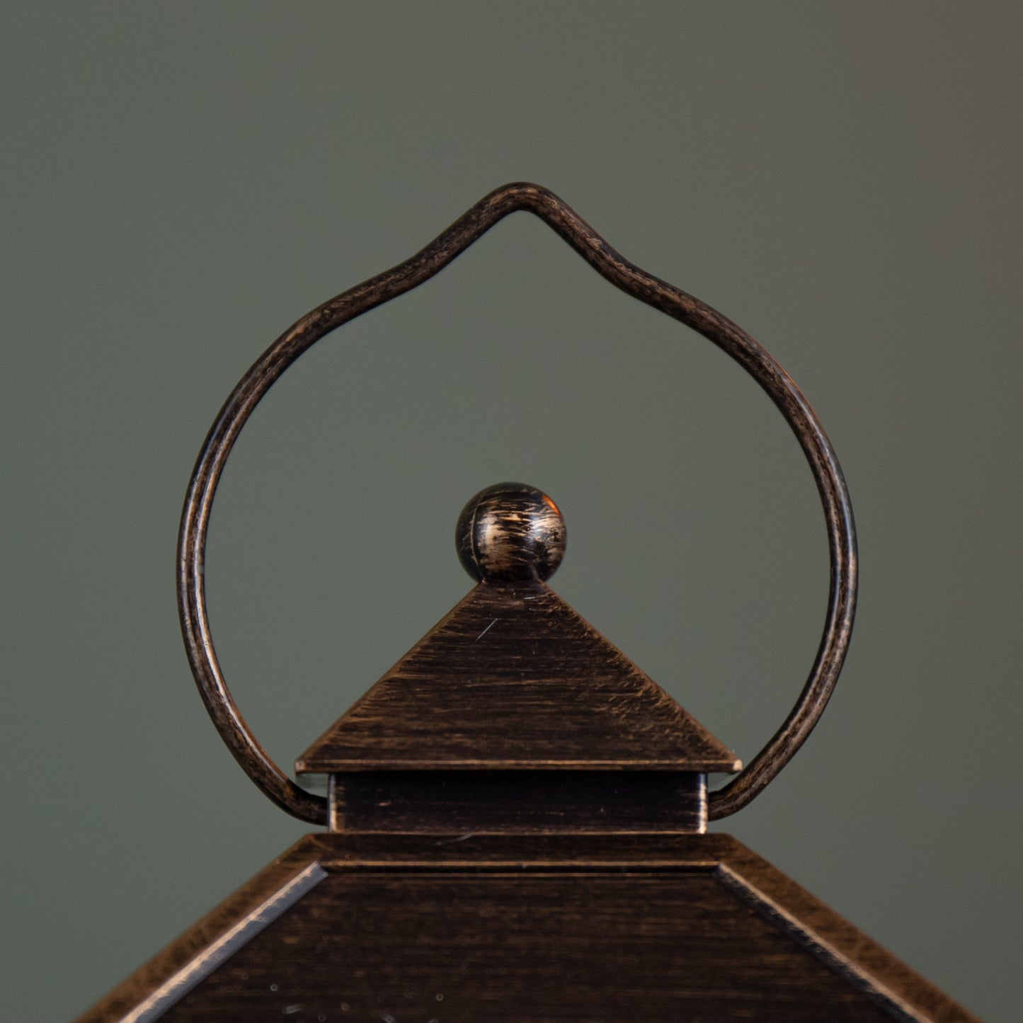 27cm Battery Operated Light up Bronze Christmas Water Spinner with Snowman Scene & LEDs