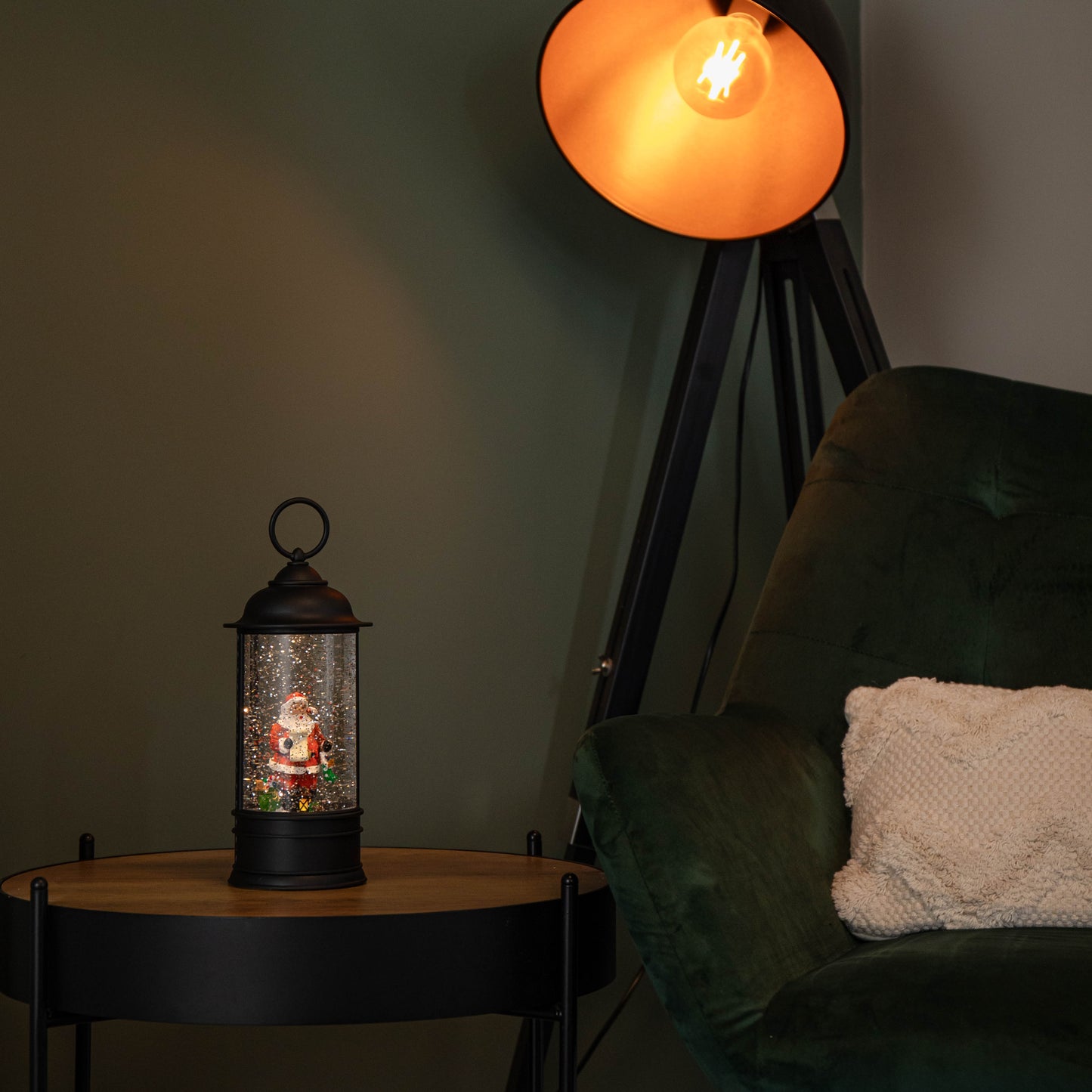 29cm Dual Power LED Christmas Glitter Water Spinner Black Lantern Santa Scene