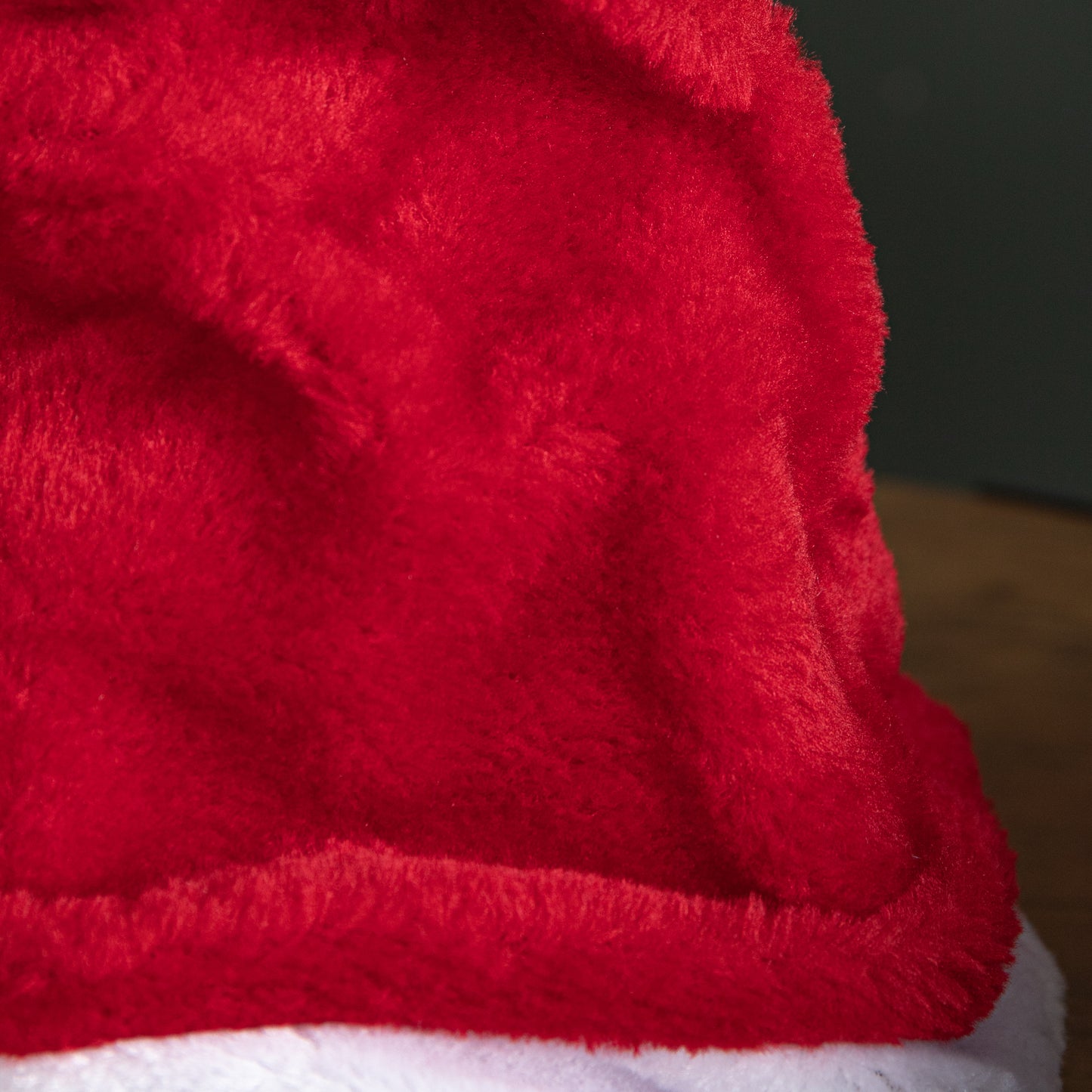 Battery Powered Singing & Animated Moving Christmas Santa Hat