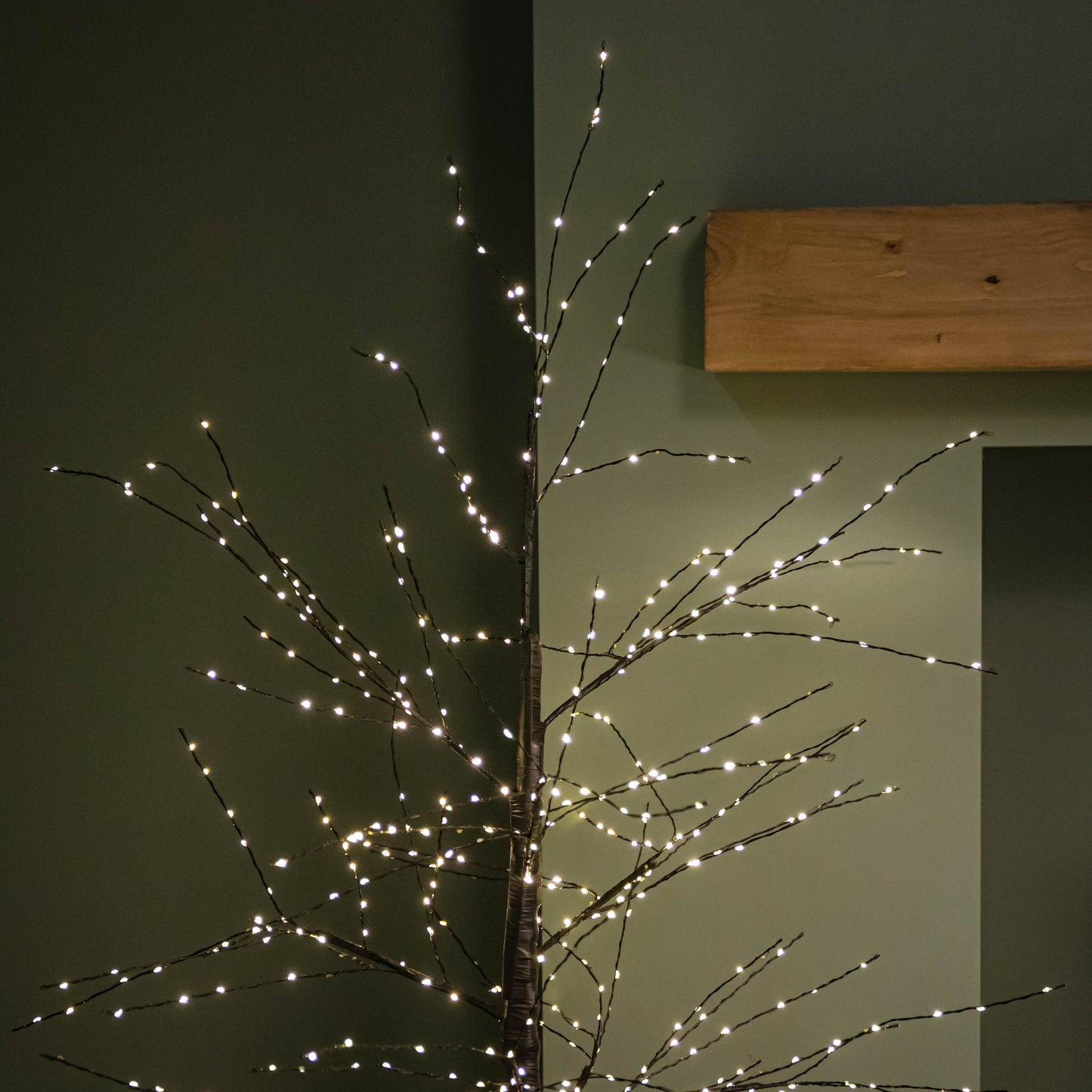 Factory Seconds: 4ft (1.2m) Light up Black Micro Dot Christmas Tree with 500 Static & Twinkling Warm White LEDs