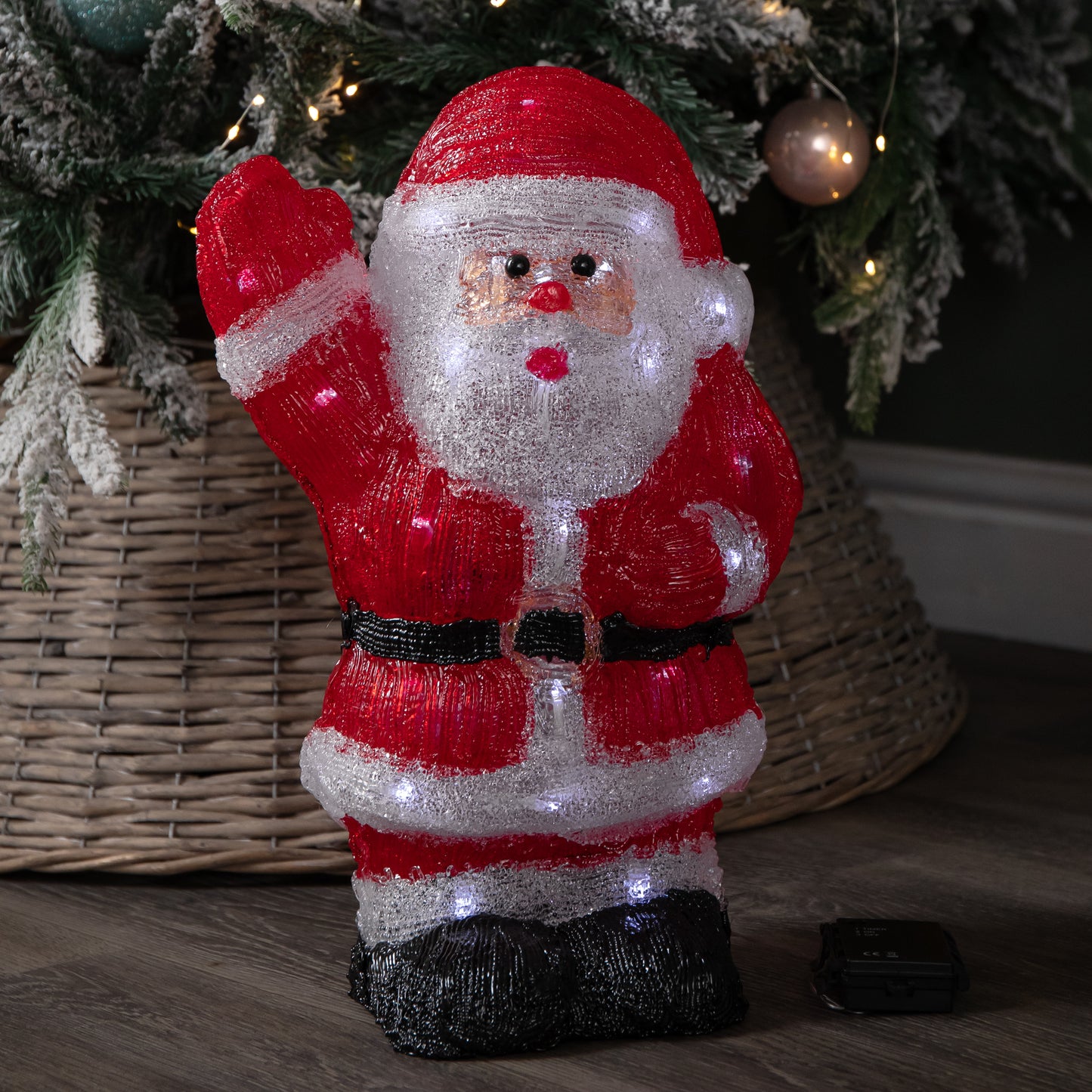 44cm Battery Operated Light up Acrylic Christmas Santa Decoration with LEDs