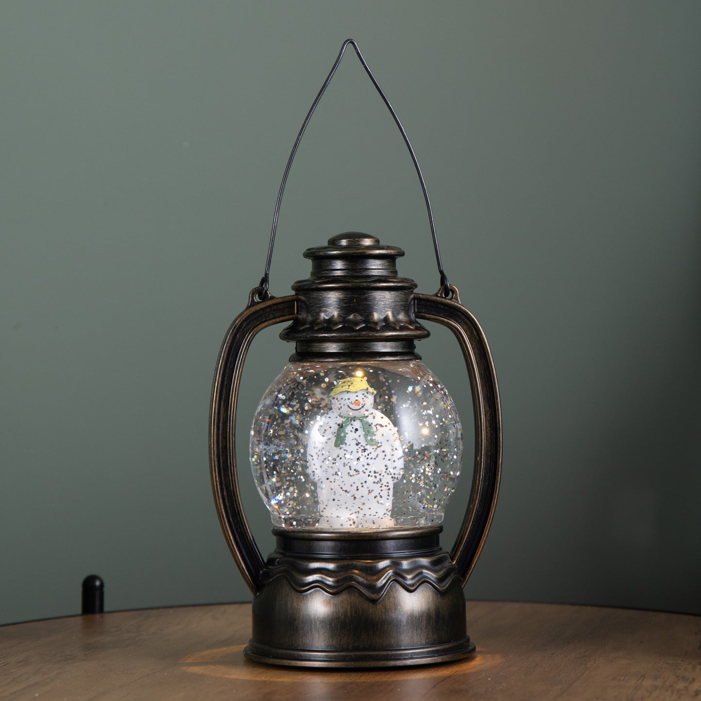 20cm Battery Operated Light up The Snowman Christmas Water Spinner Globe with LEDs