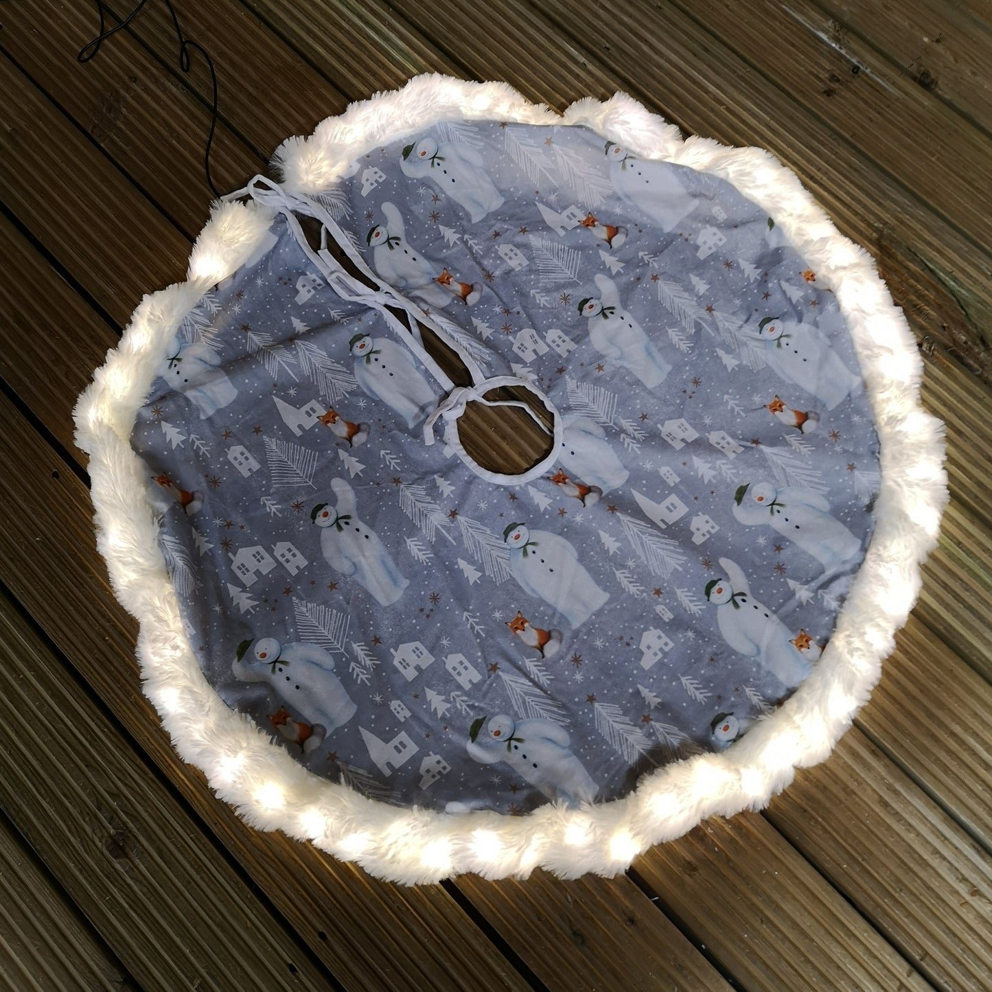 90cm The Snowman™ USB LED Fabric Christmas Tree Skirt with Timer Function