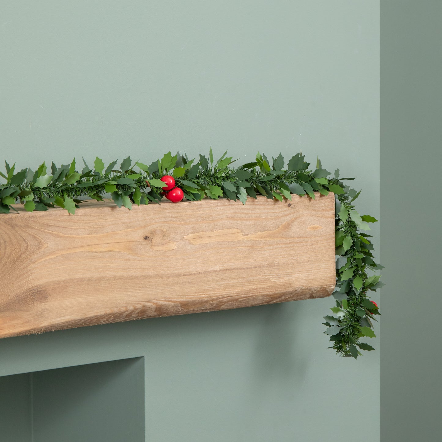 2m (6ft) Christmas Tinsel Garland with Holly and Red Berries