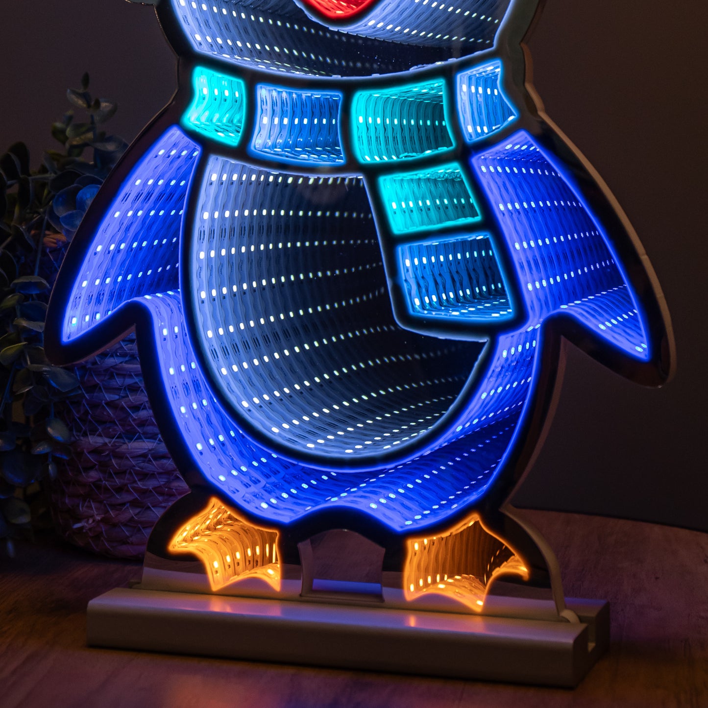 40cm Light up Penguin Infinity Christmas Decoration with Blue and White LEDs