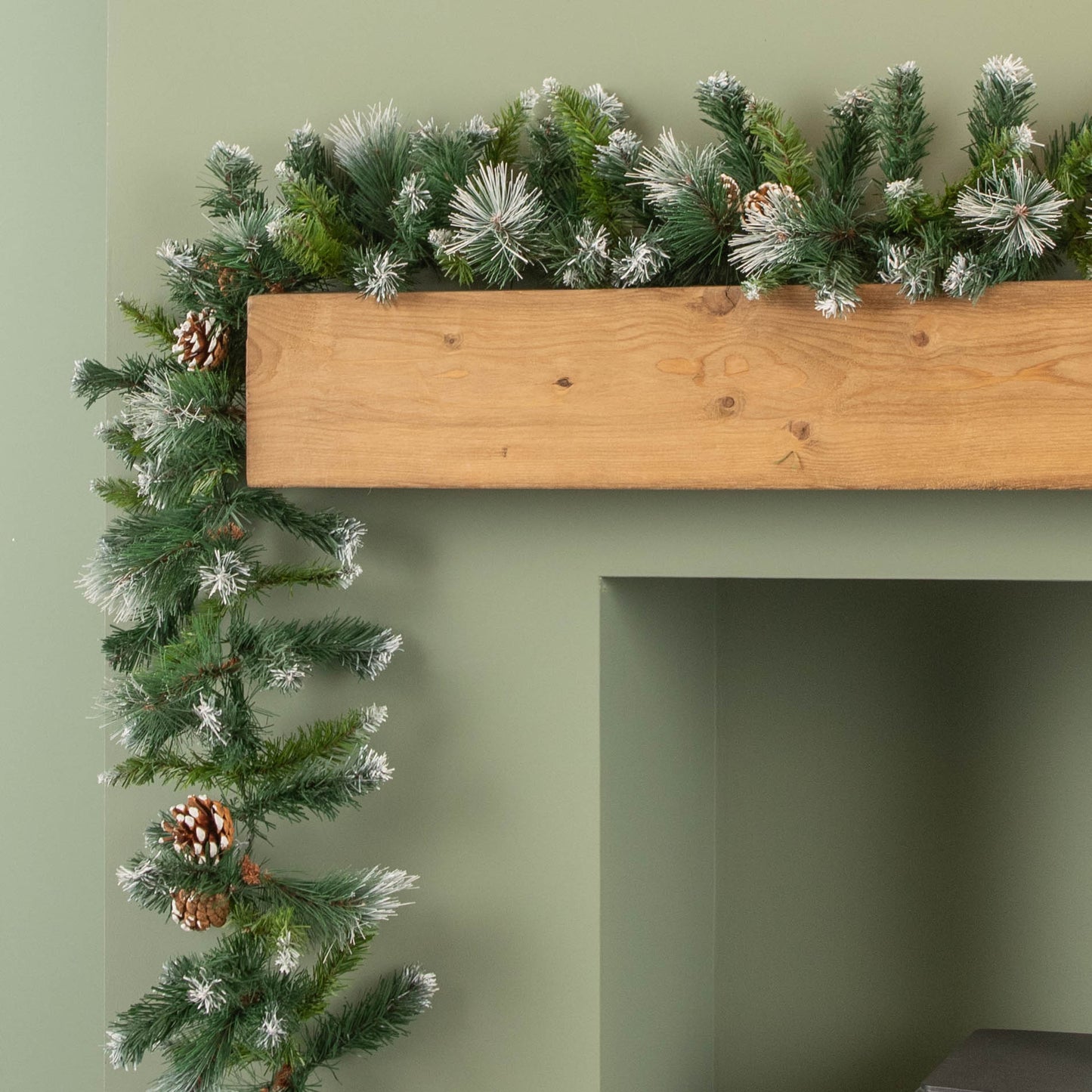 270cm x 25cm Frosted Glacier Christmas Garland with Pine Cones
