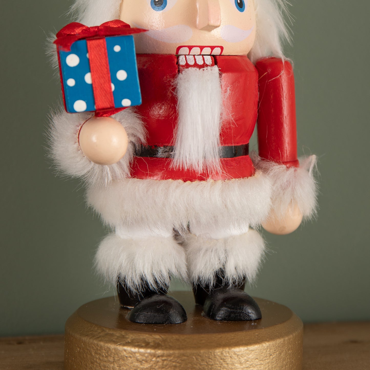 19cm Traditional Wooden Santa Nutcracker Christmas Stocking Holder