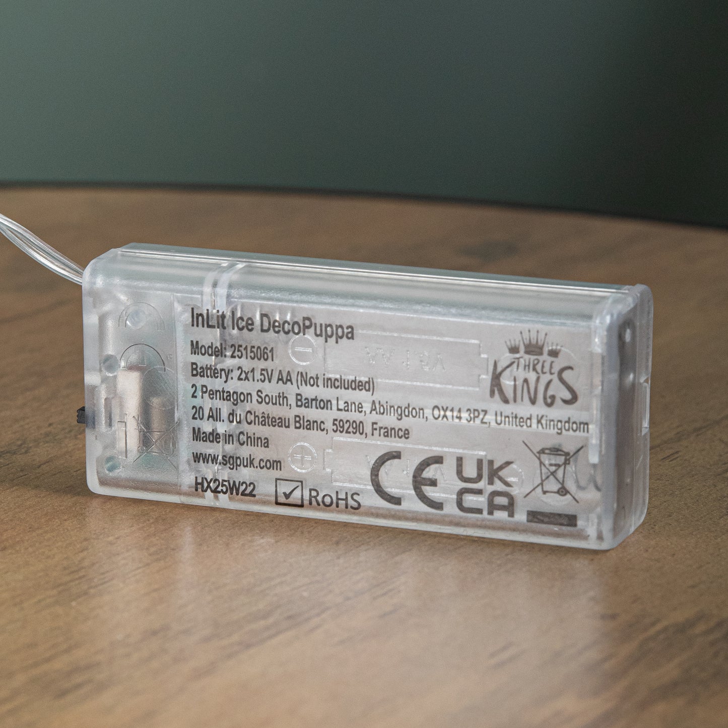 16cm Battery Operated Light up Christmas Ice Penguin with 12 Cool White LEDs